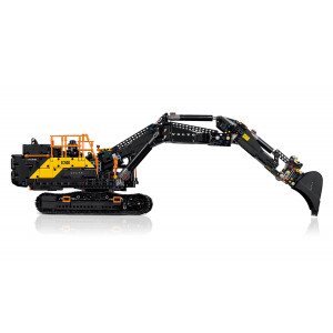 Конструктор LEGO Technic Volvo EC500 Hybrid Excavator (42215)