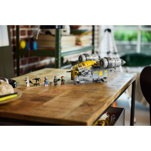 Конструктор LEGO Star Wars The Razor Crest (75447)